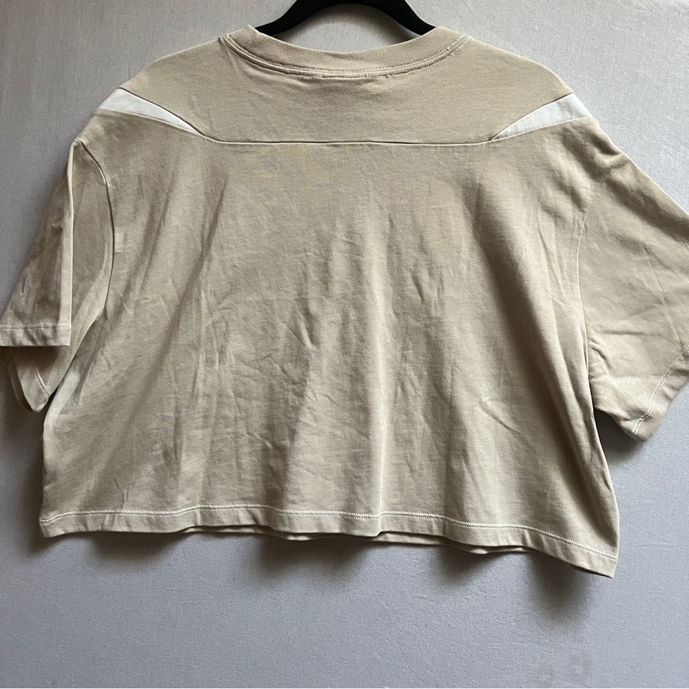Nike Tan Double Swoosh Cropped T-Shirt Sz XL - Picture 3 of 7